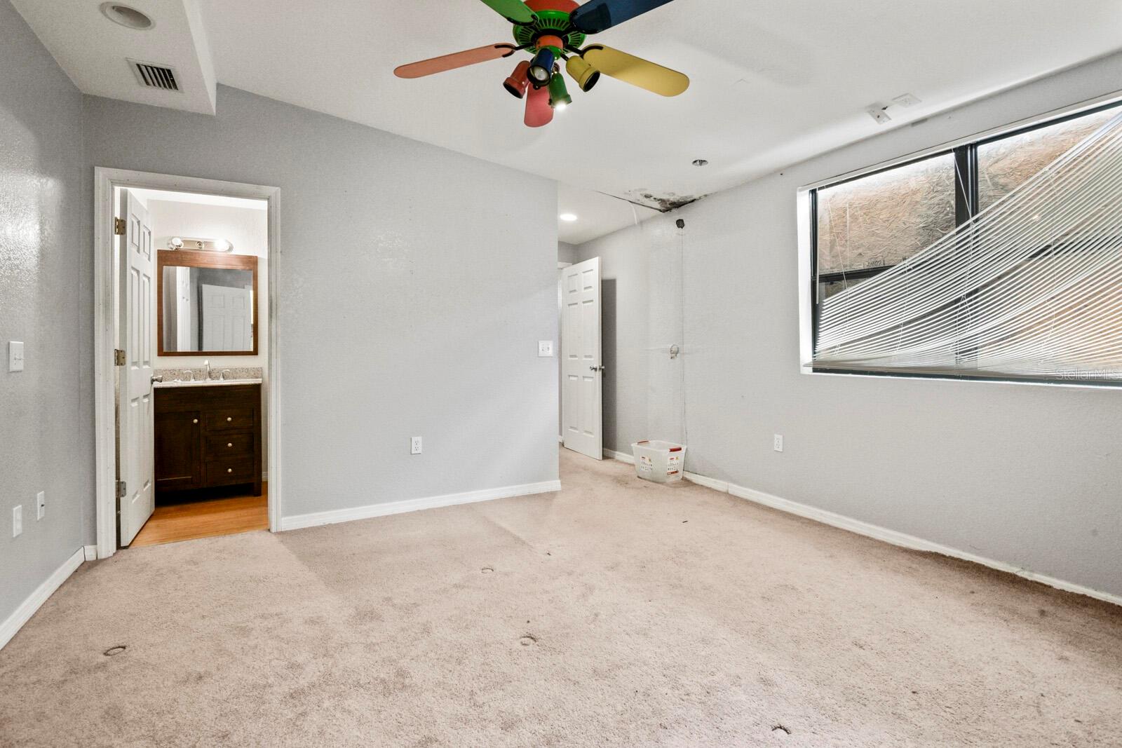 11735 MARJORY AVE — photo 30