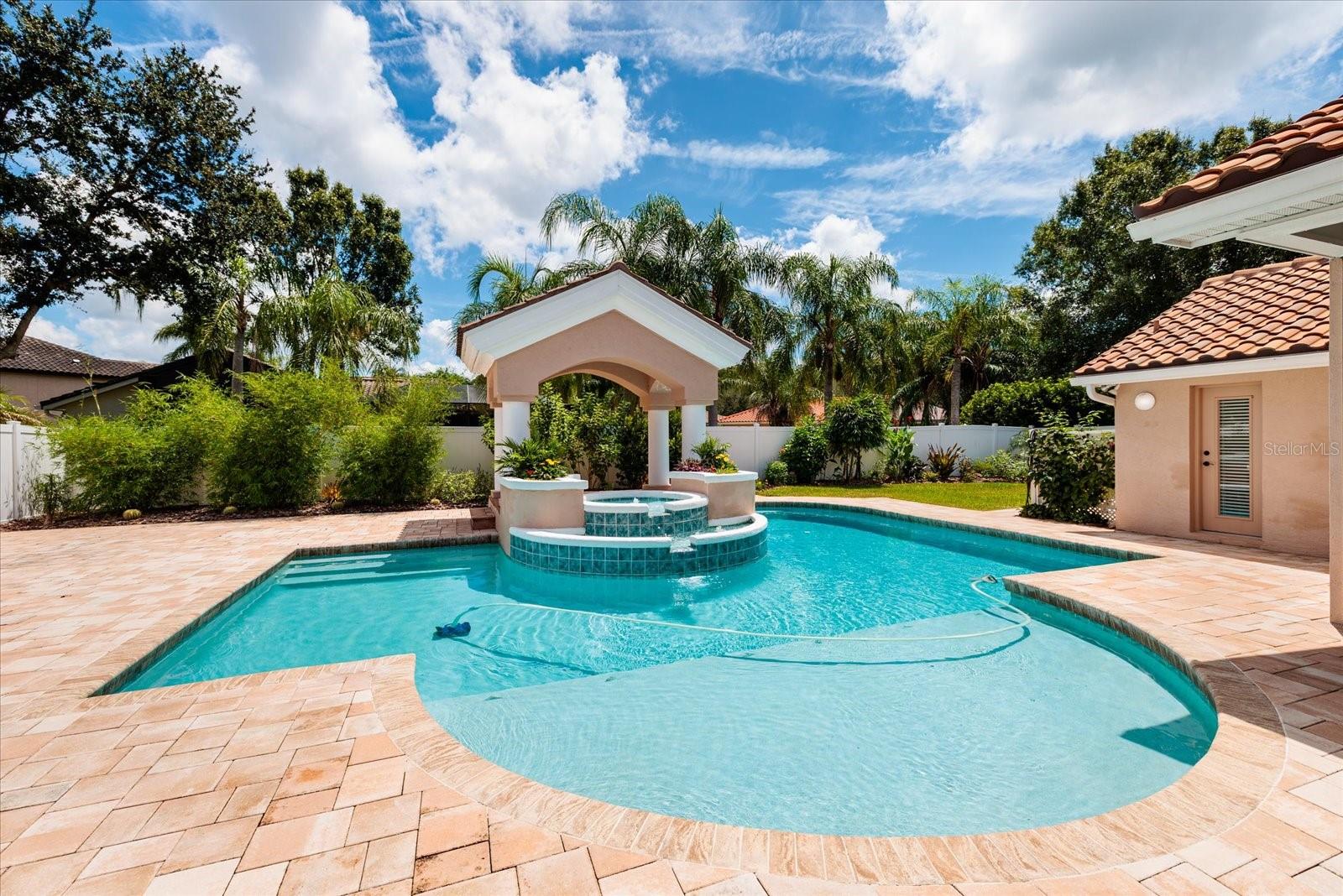 1723 CAPTIVA DR — photo 37