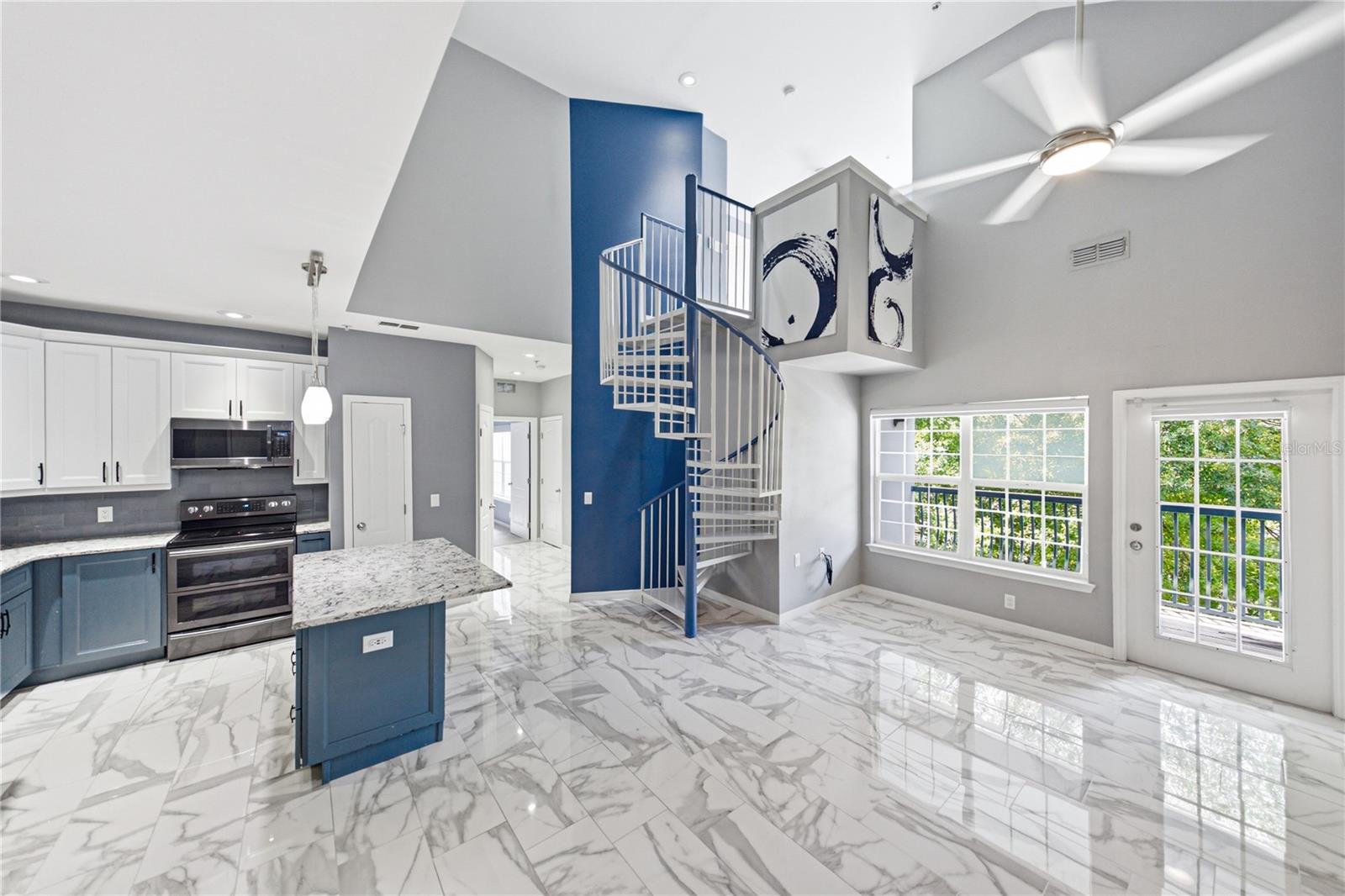 1640 VILLA CAPRI CIR #301 — photo 3