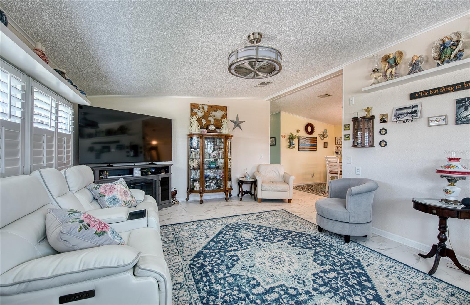 214 DOLPHIN DR N — photo 4