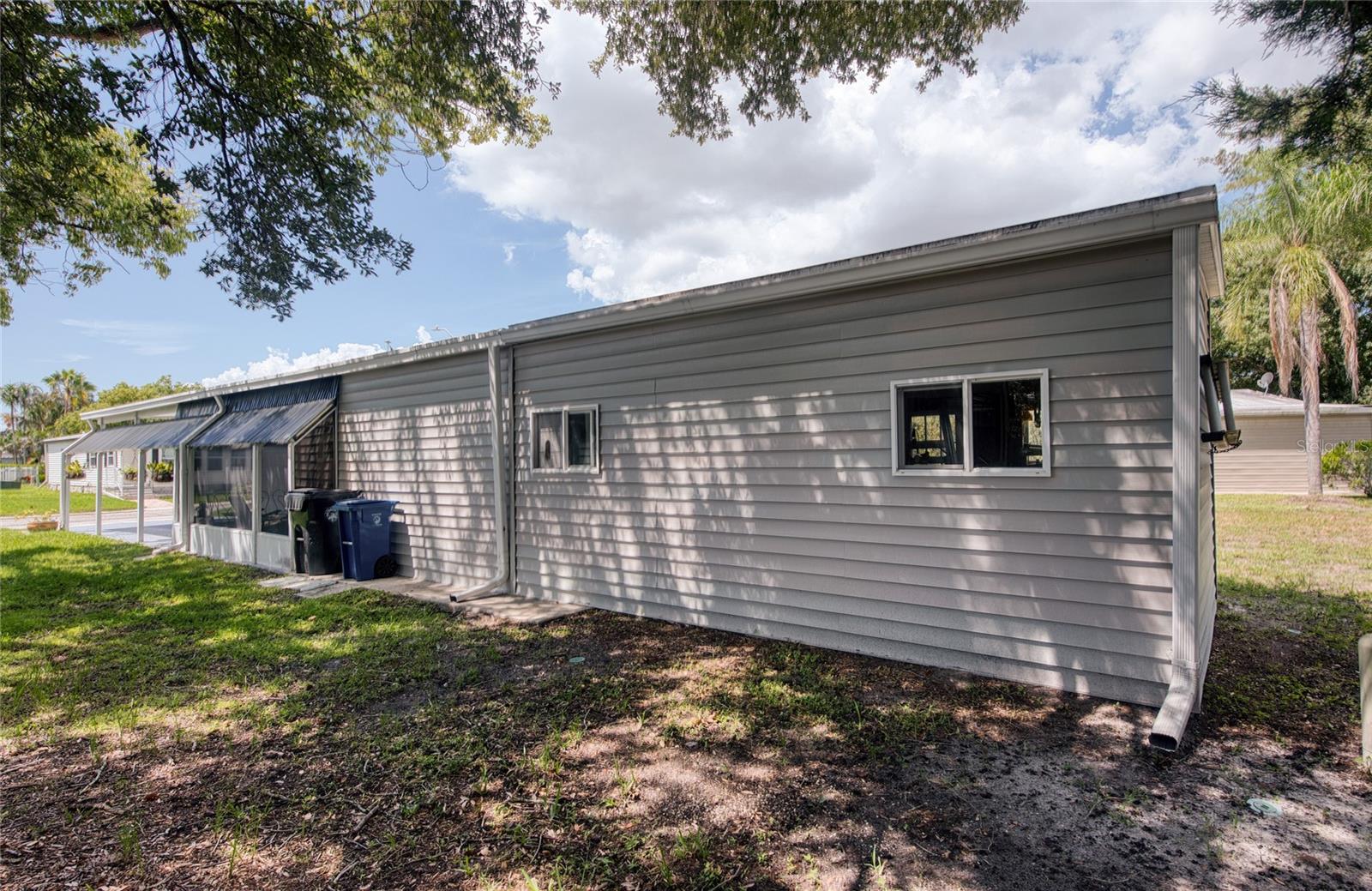 214 DOLPHIN DR N — photo 33