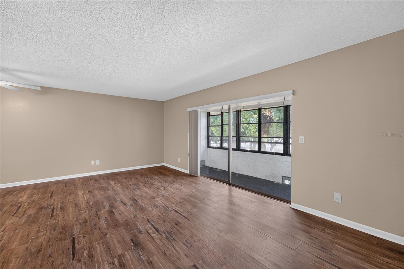 2581 COUNTRYSIDE BLVD #2210 — photo 19