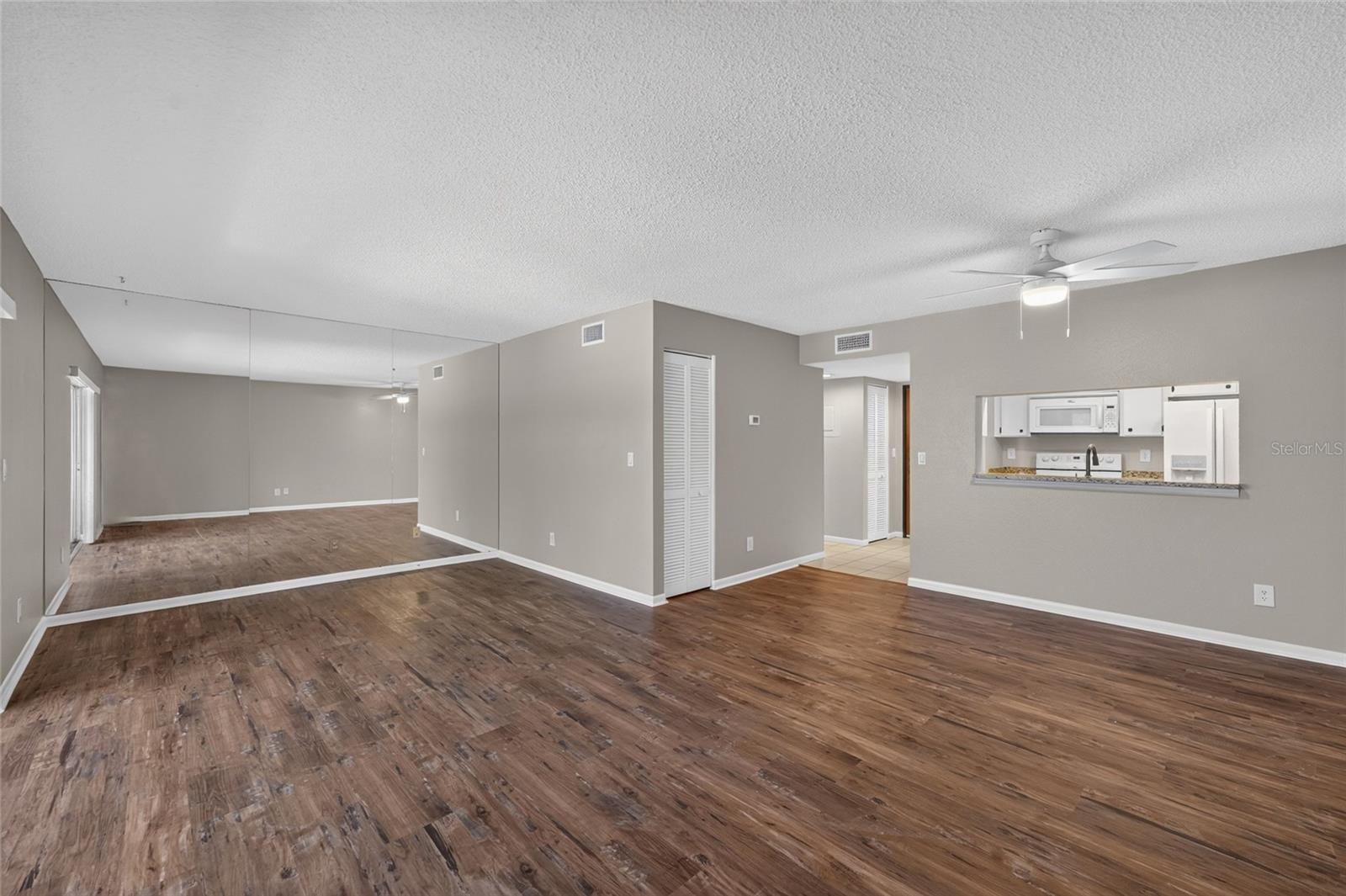 2581 COUNTRYSIDE BLVD #2210 — photo 20