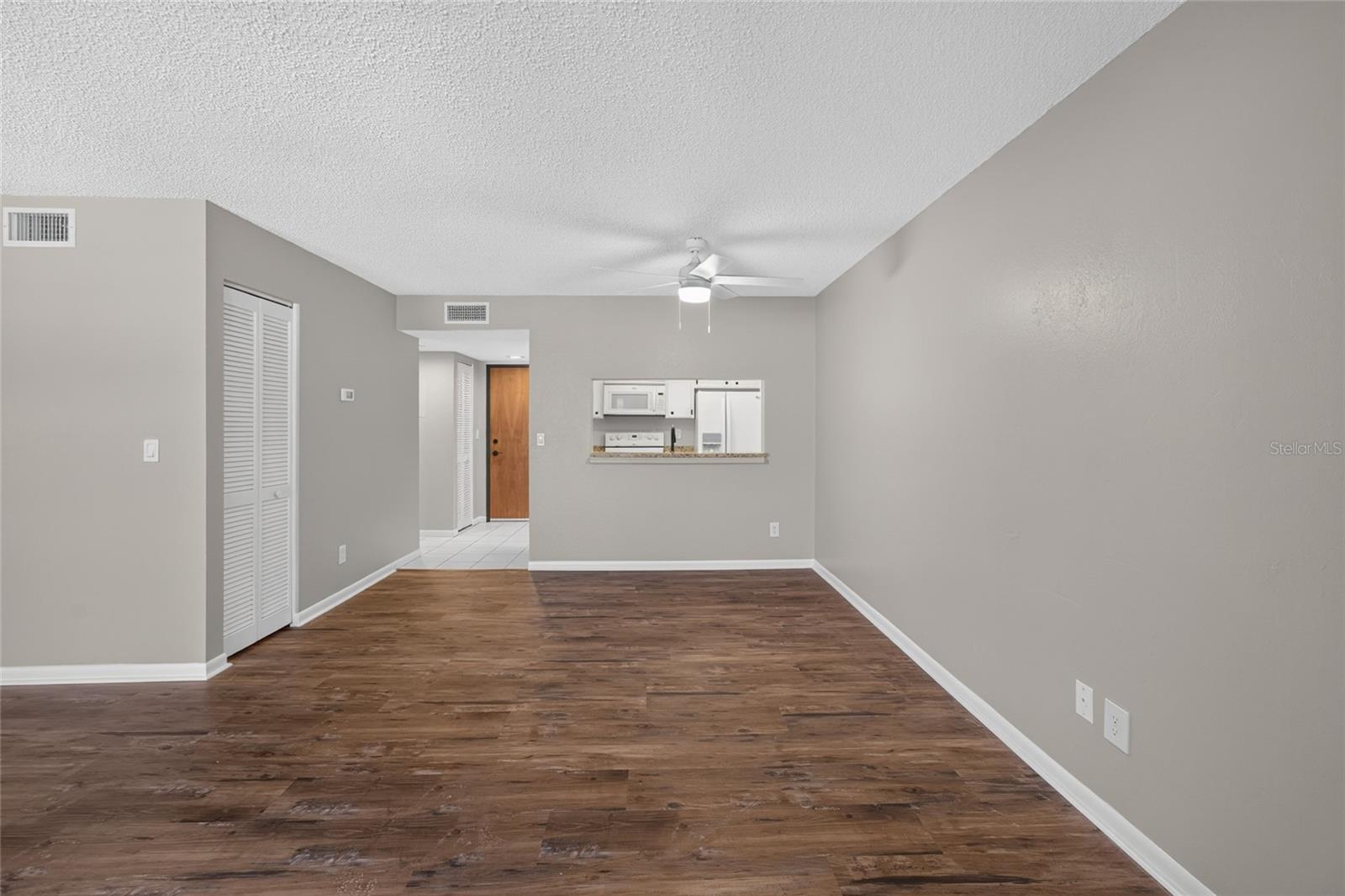 2581 COUNTRYSIDE BLVD #2210 — photo 18