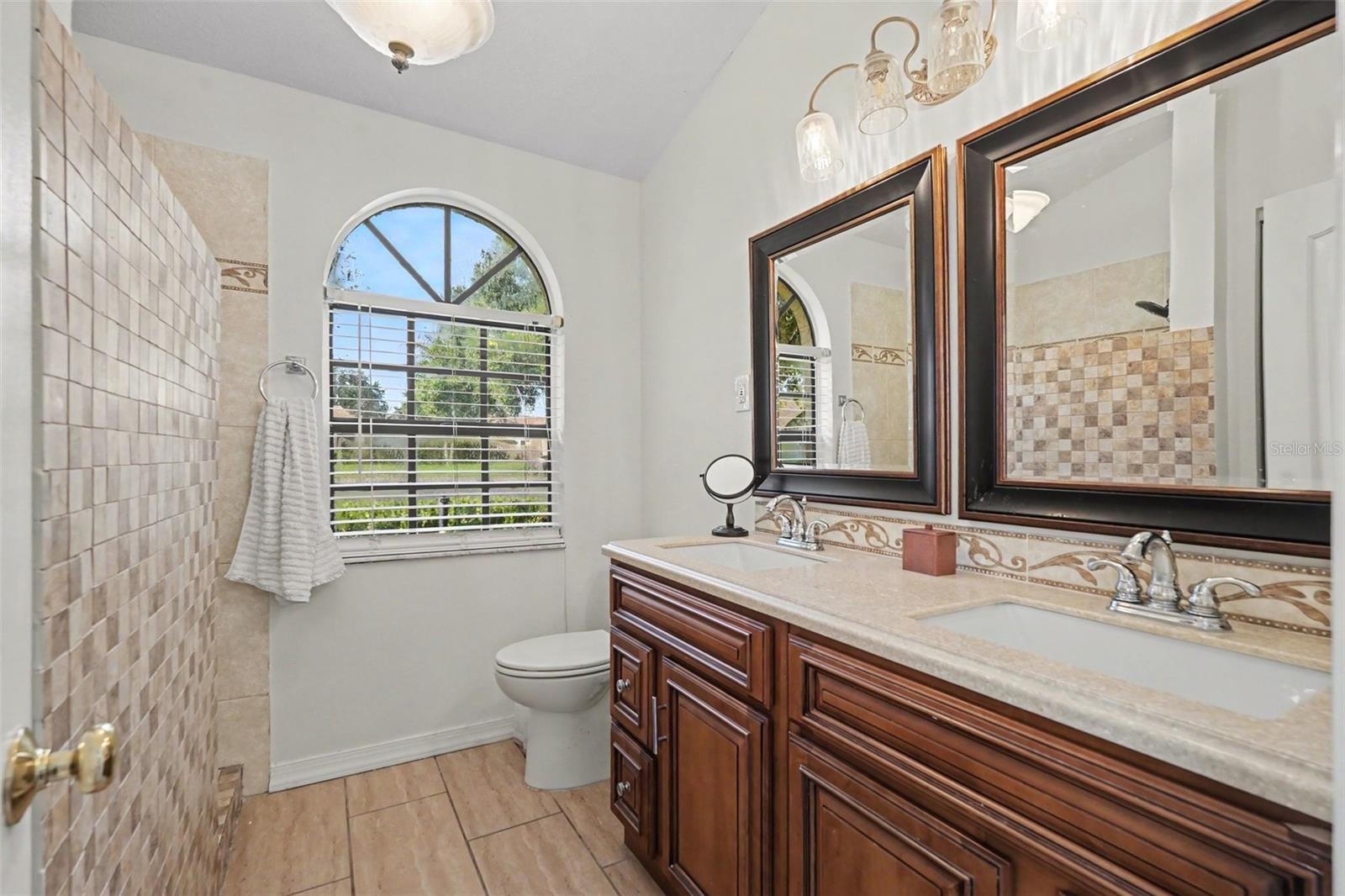37147 FOXRUN PL — photo 15