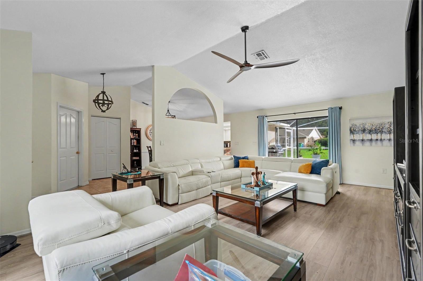 37147 FOXRUN PL — photo 12