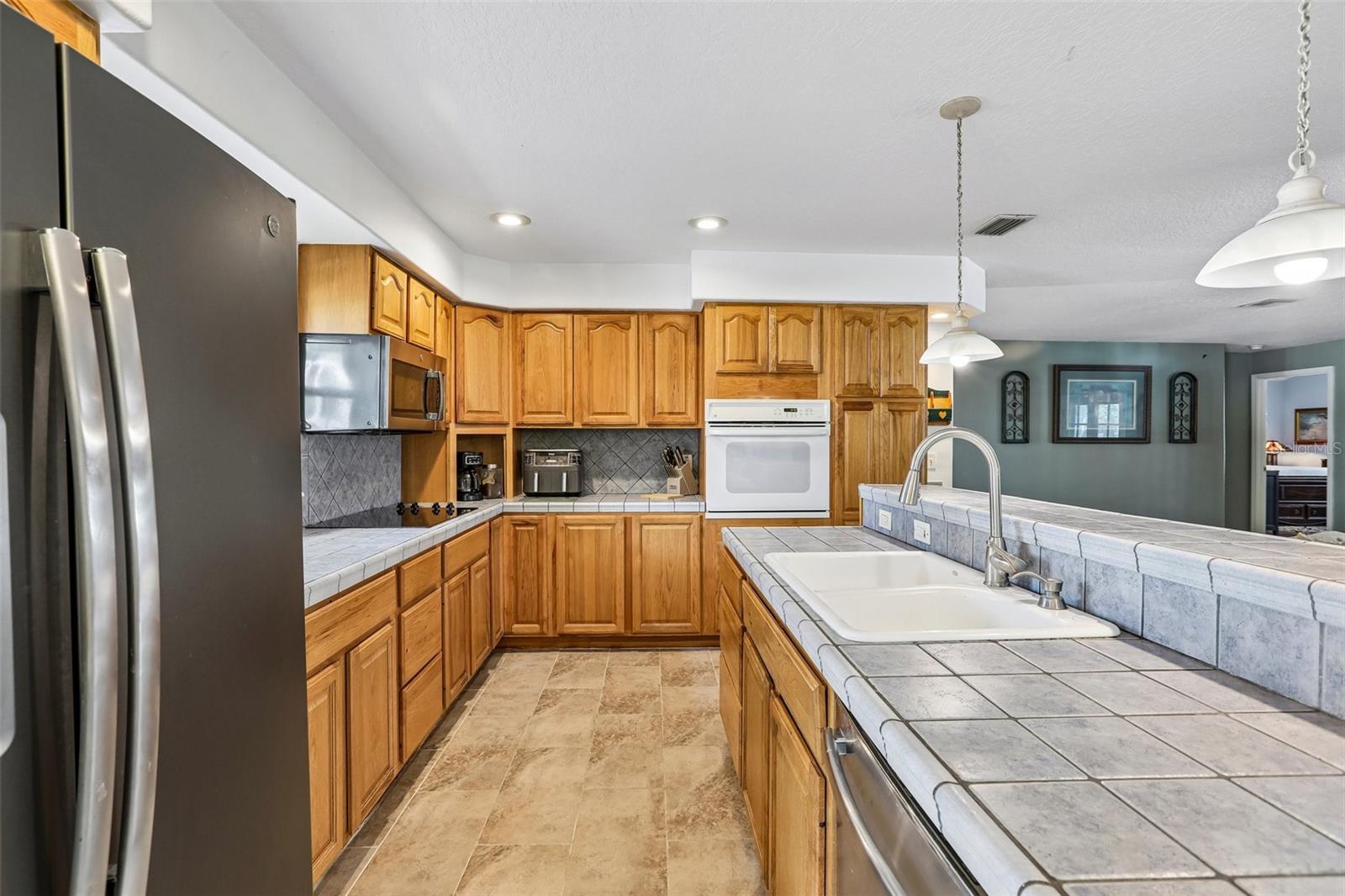 3131 N CANAL DR — photo 11