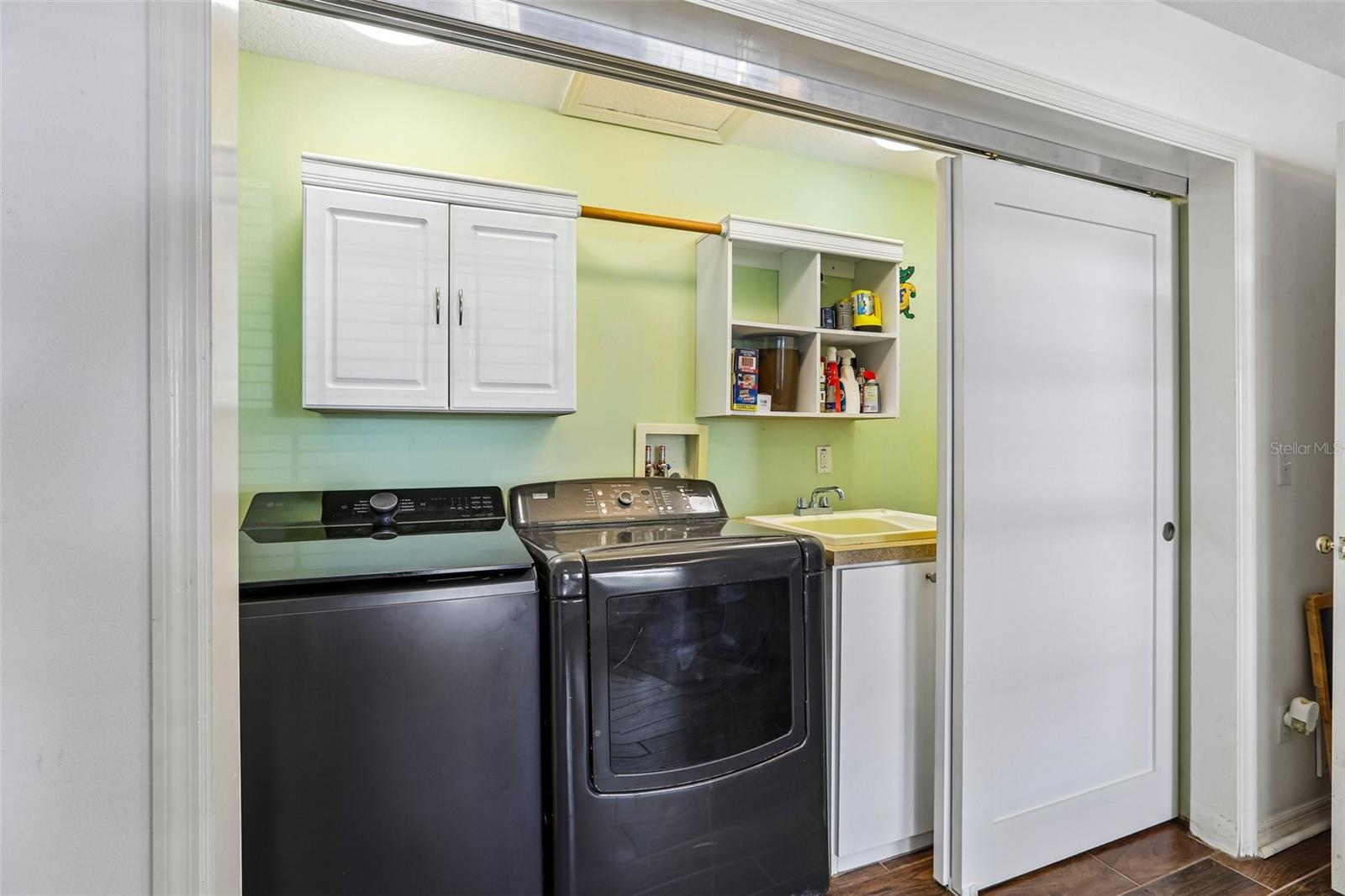 3131 N CANAL DR — photo 16
