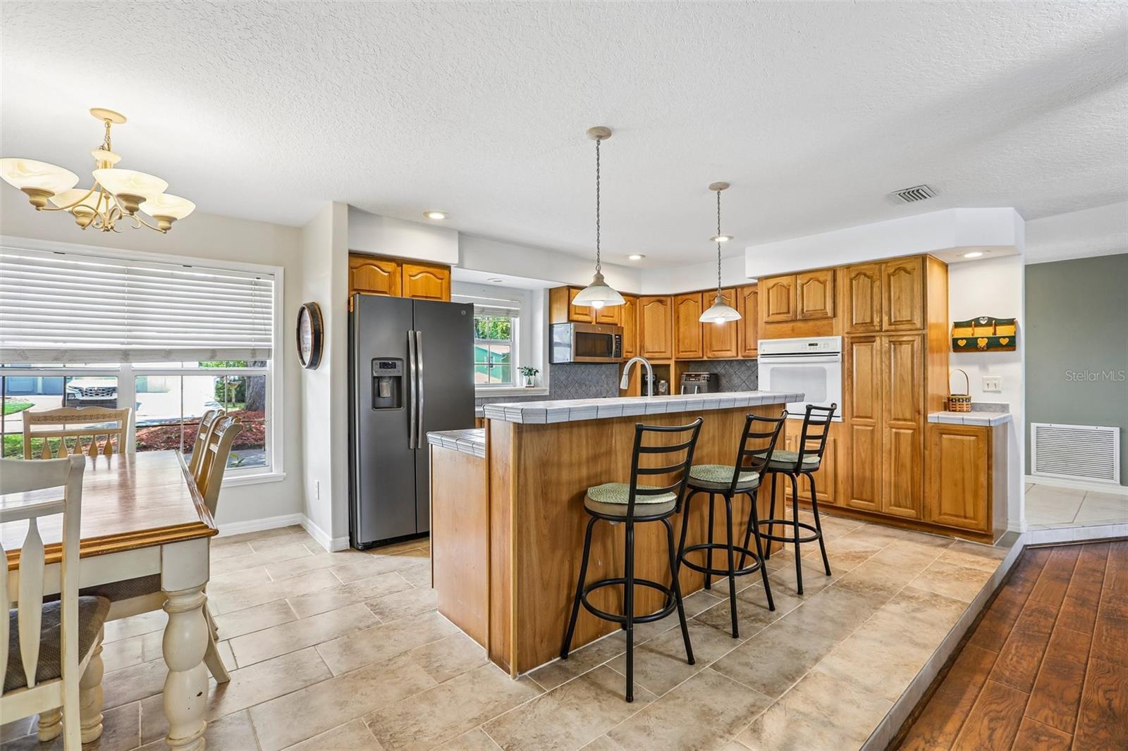 3131 N CANAL DR — photo 10