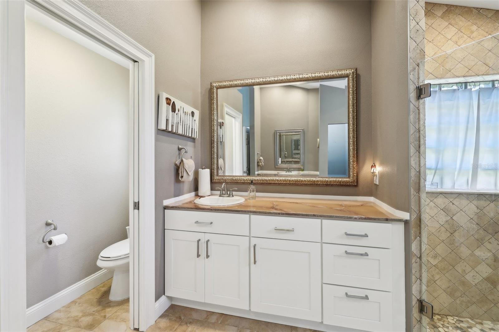 954 COBBLESTONE LN — photo 33