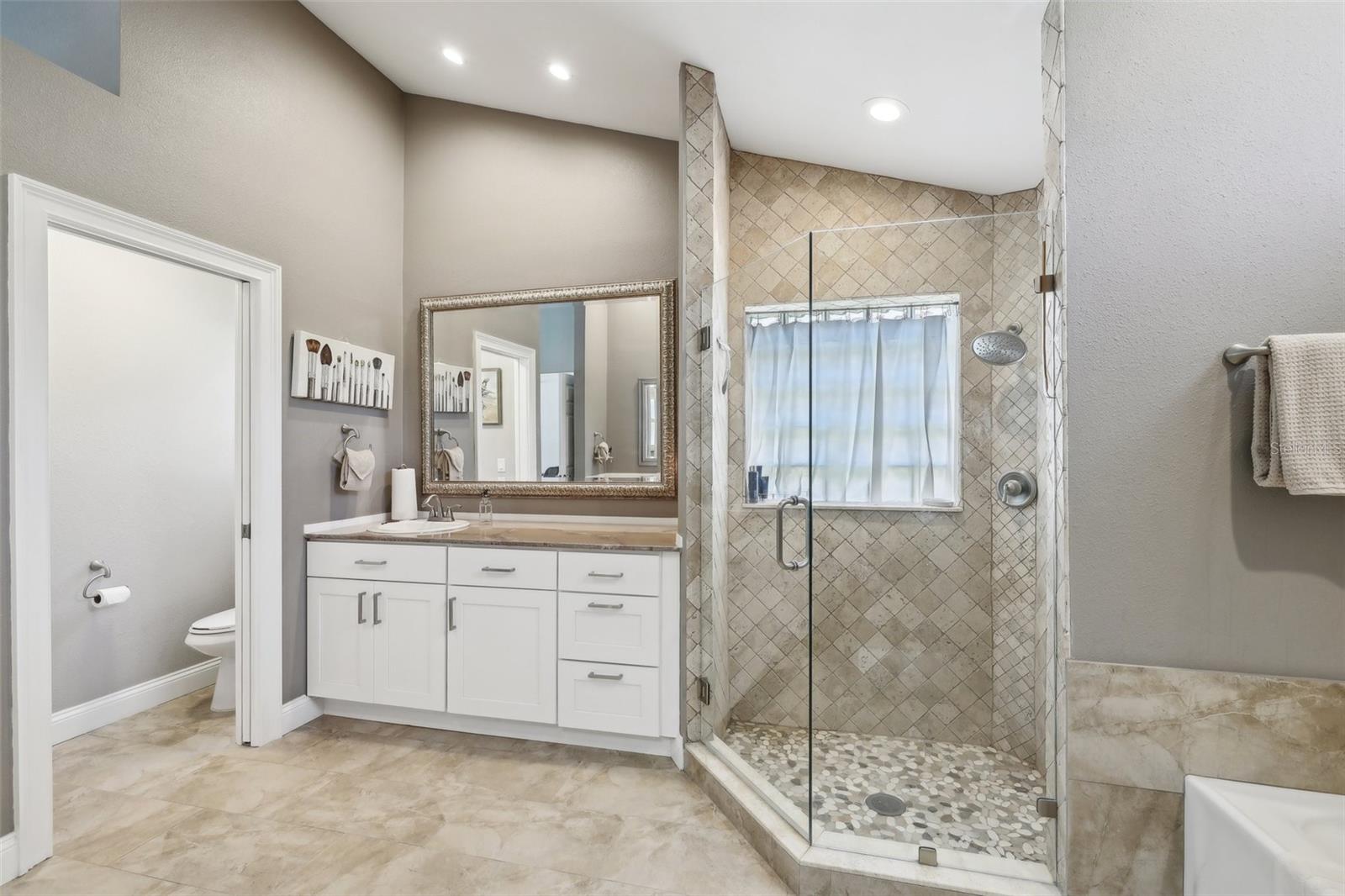954 COBBLESTONE LN — photo 35