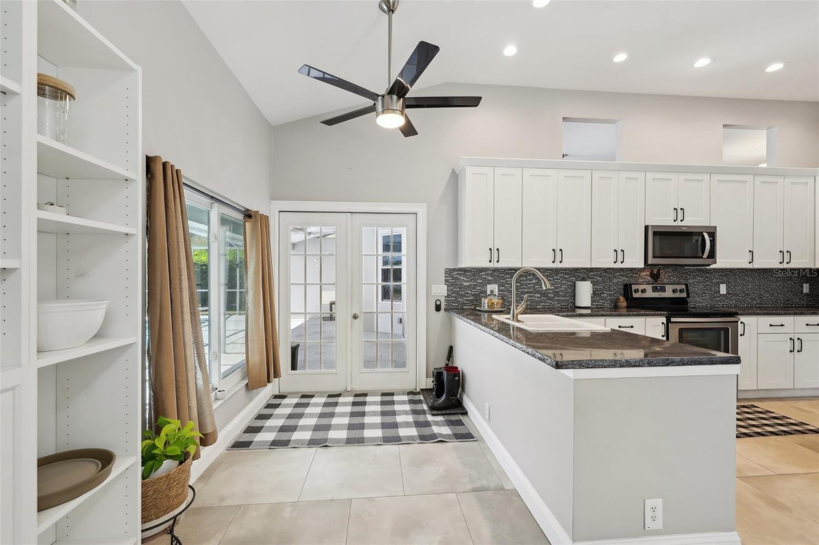 954 COBBLESTONE LN — photo 29