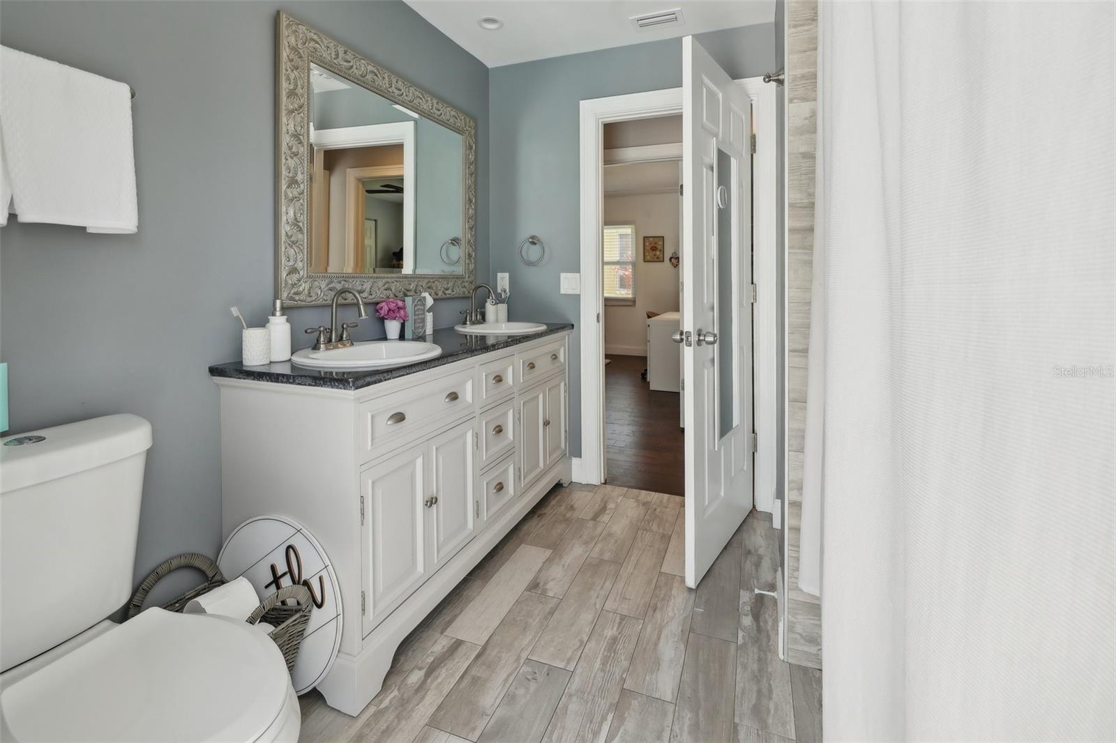 954 COBBLESTONE LN — photo 52