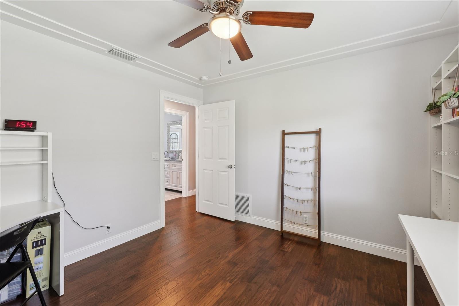 954 COBBLESTONE LN — photo 46