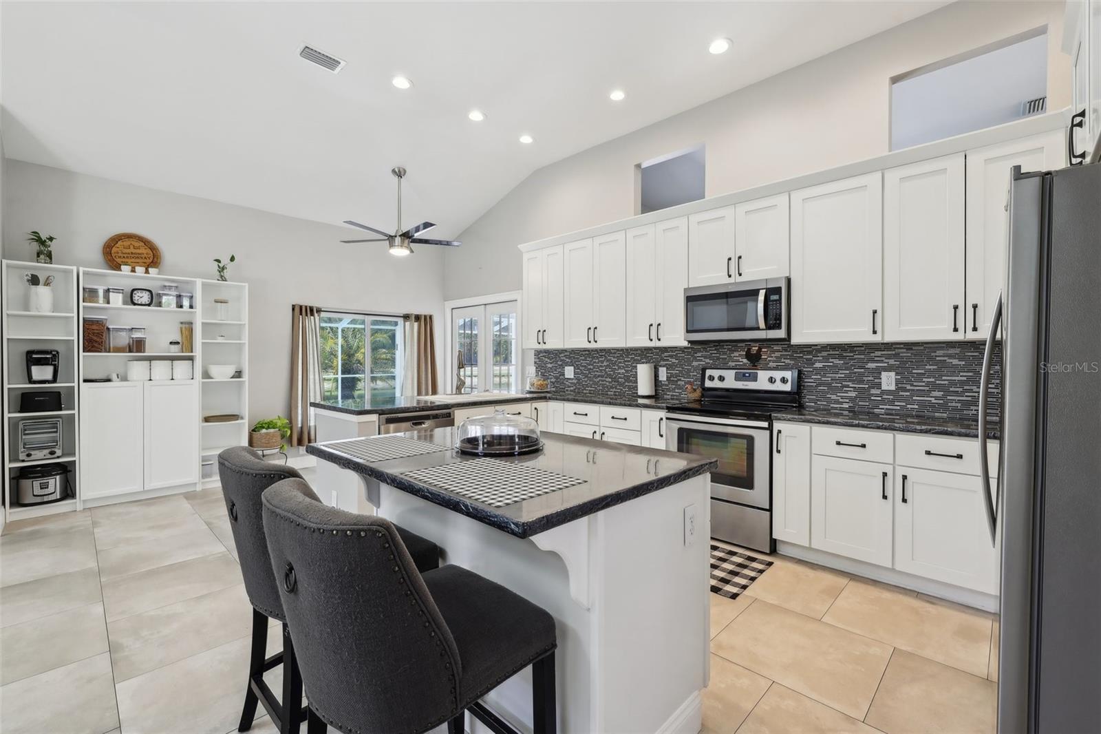 954 COBBLESTONE LN — photo 25