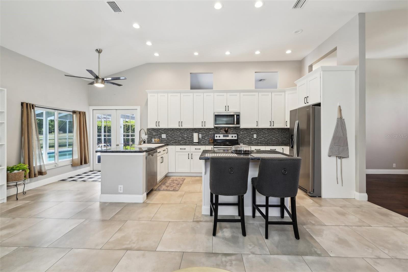 954 COBBLESTONE LN — photo 24