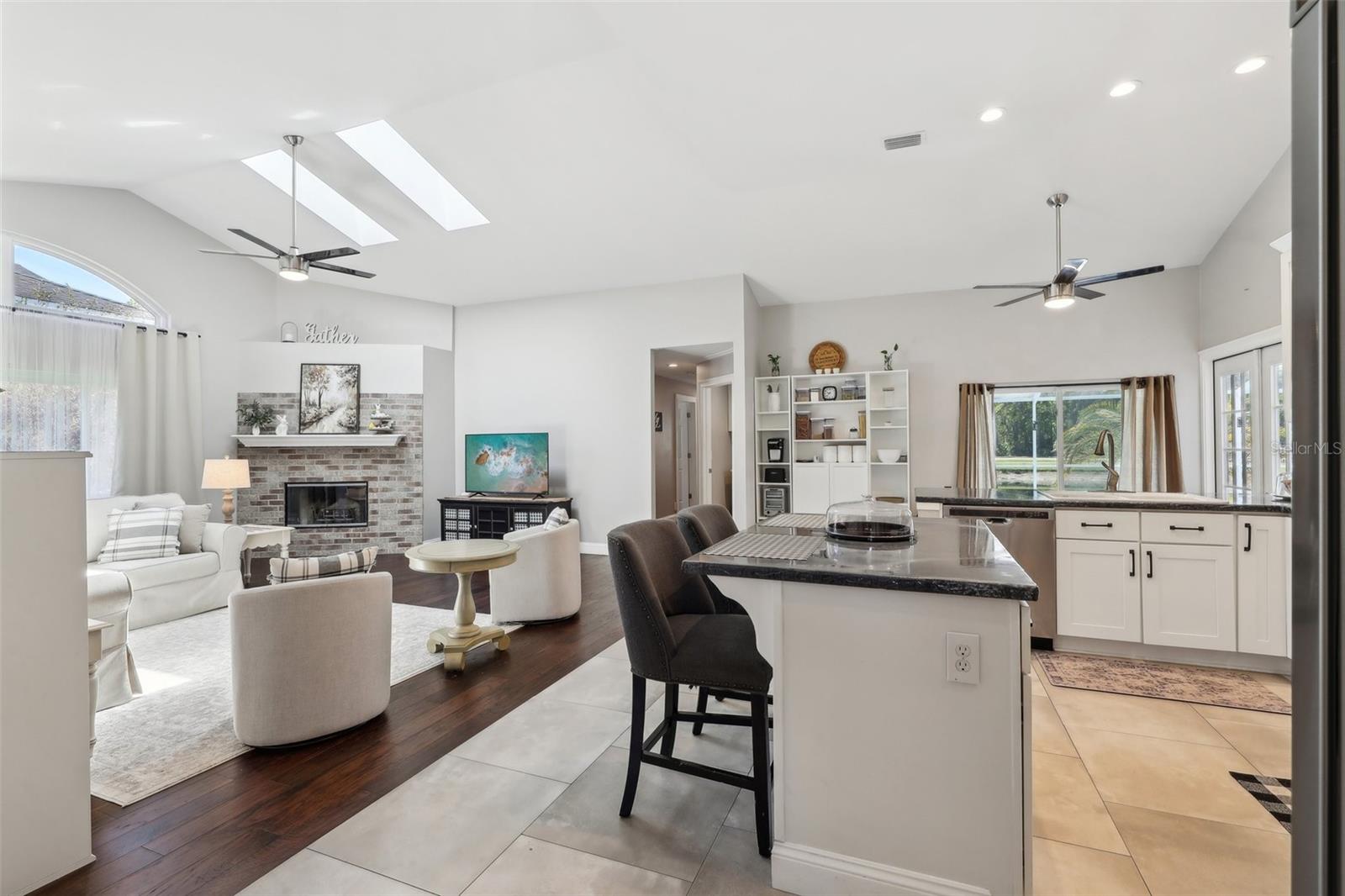 954 COBBLESTONE LN — photo 15
