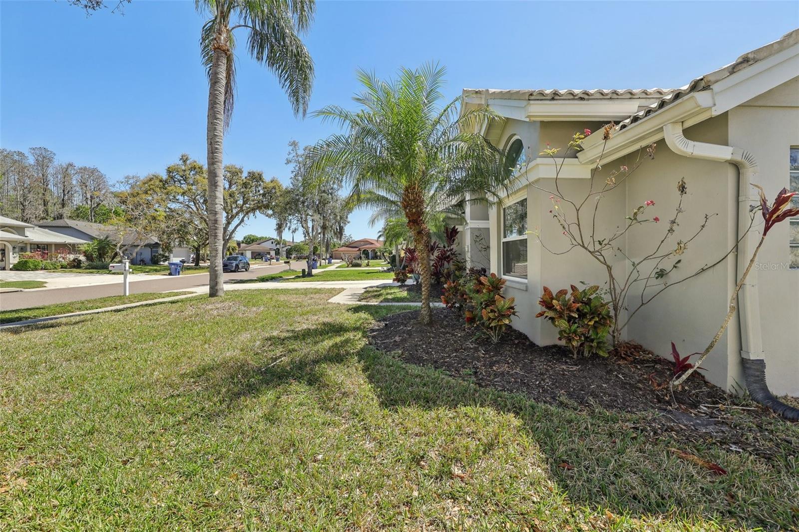 954 COBBLESTONE LN — photo 62