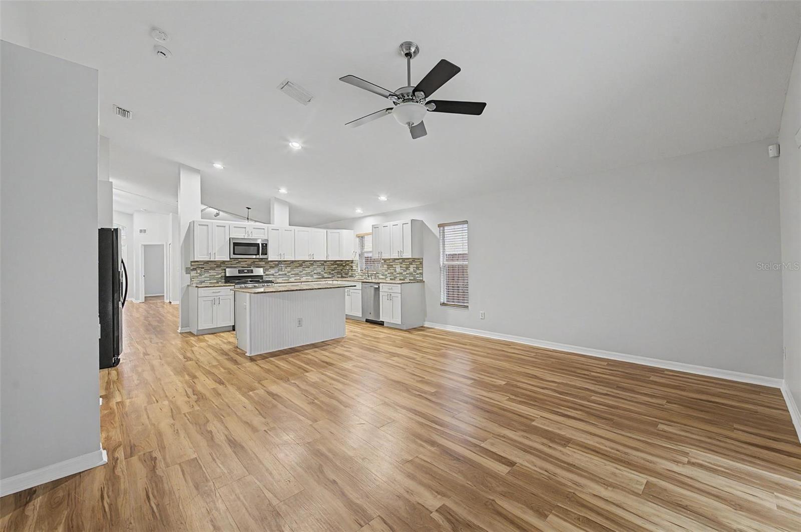6222 CRICKETHOLLOW DR — photo 29