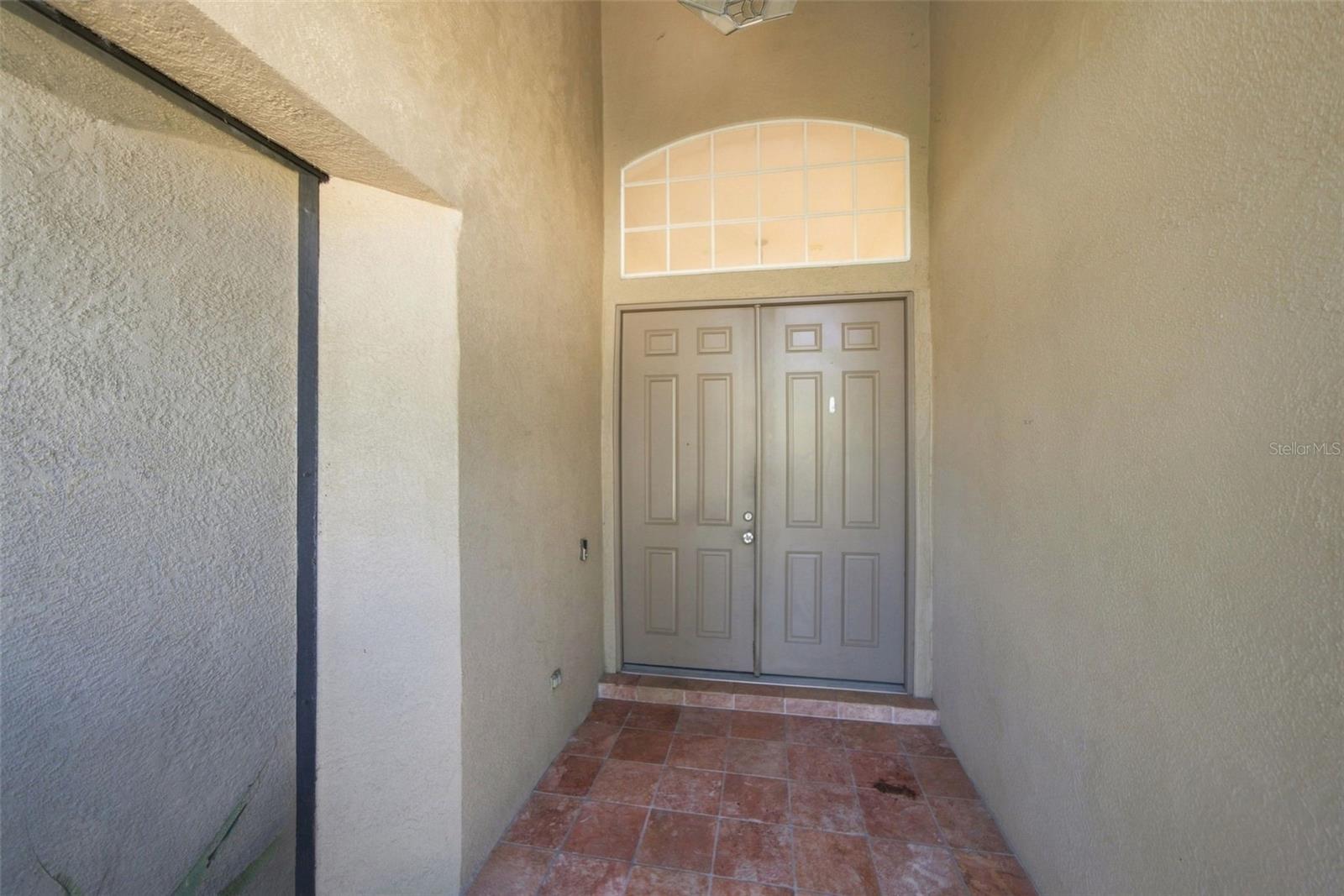 295 LONDONDERRY DR — photo 5