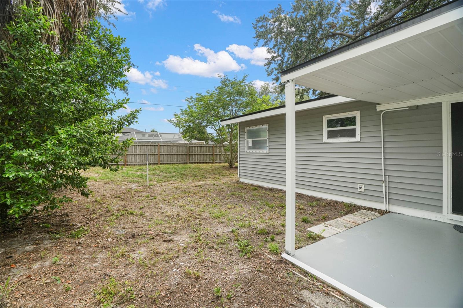 4406 W WALLACE AVE — photo 30