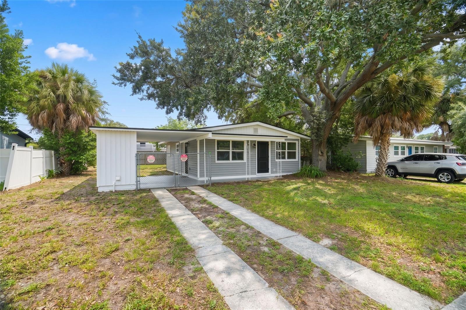 4406 W WALLACE AVE — photo 3
