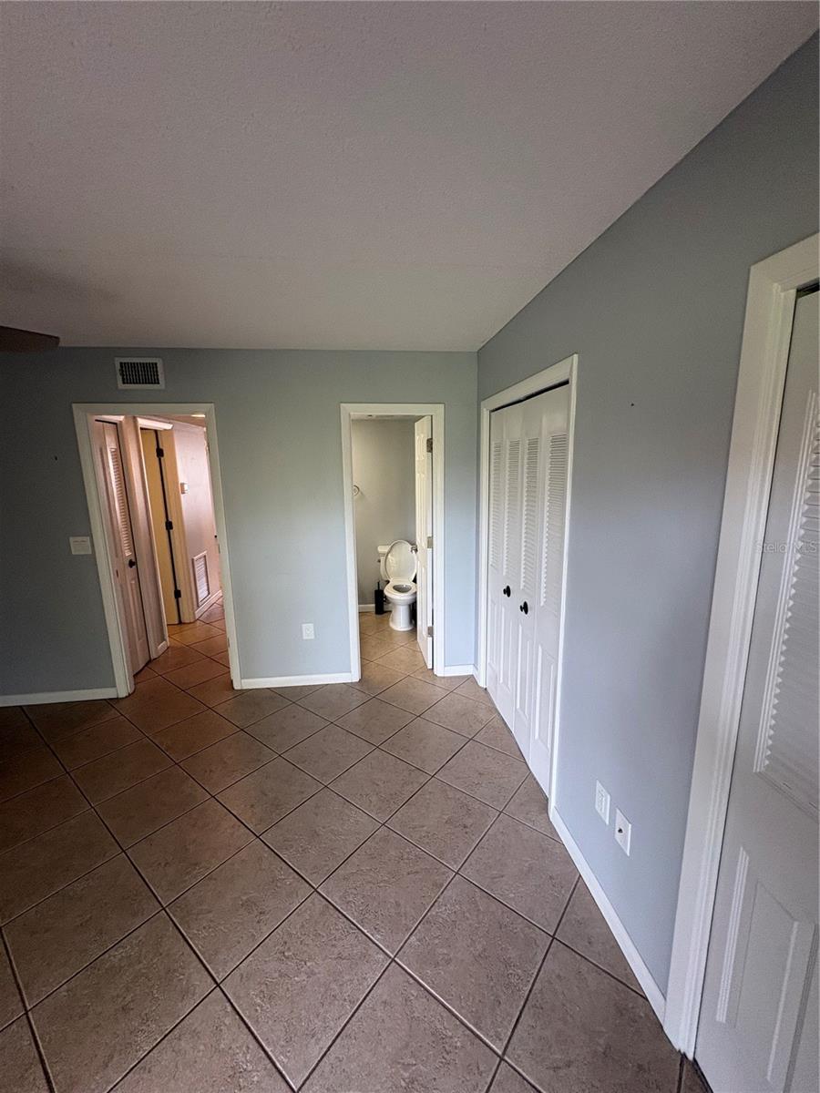 9 QUAILS RUN BLVD #3 — photo 24