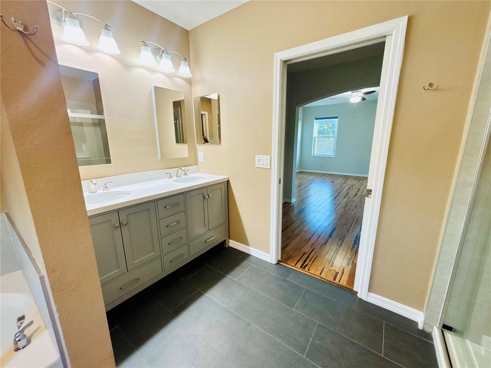 13635 ARTESA BELL DR — photo 17