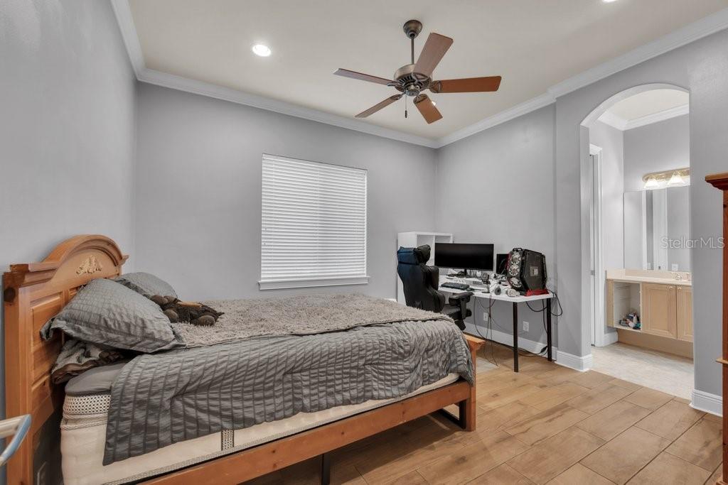 6217 KINGBIRD MANOR DR — photo 47