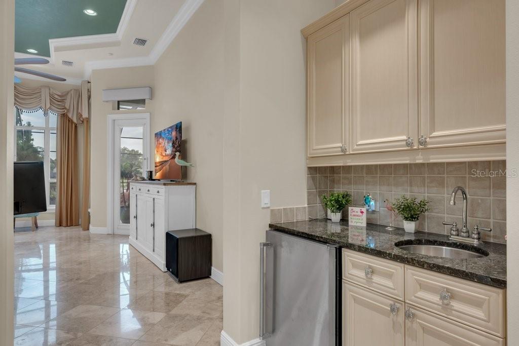 6217 KINGBIRD MANOR DR — photo 37