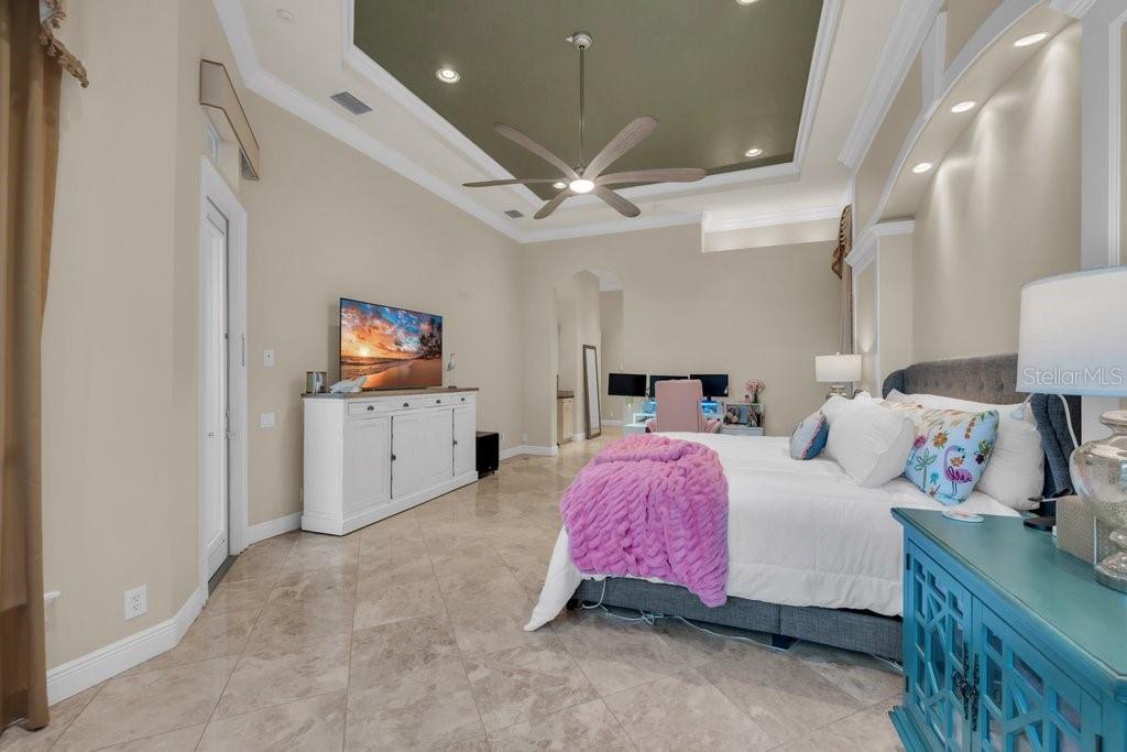 6217 KINGBIRD MANOR DR — photo 36