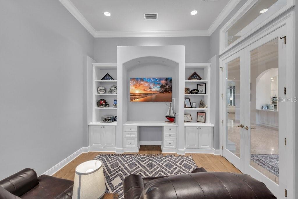 6217 KINGBIRD MANOR DR — photo 50