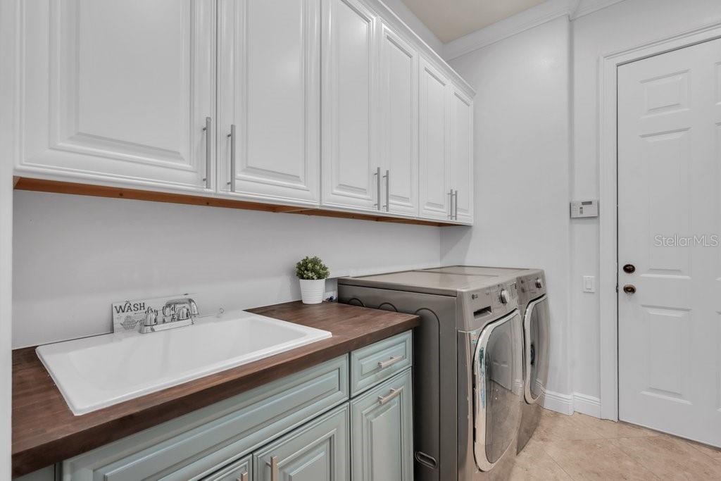 6217 KINGBIRD MANOR DR — photo 33