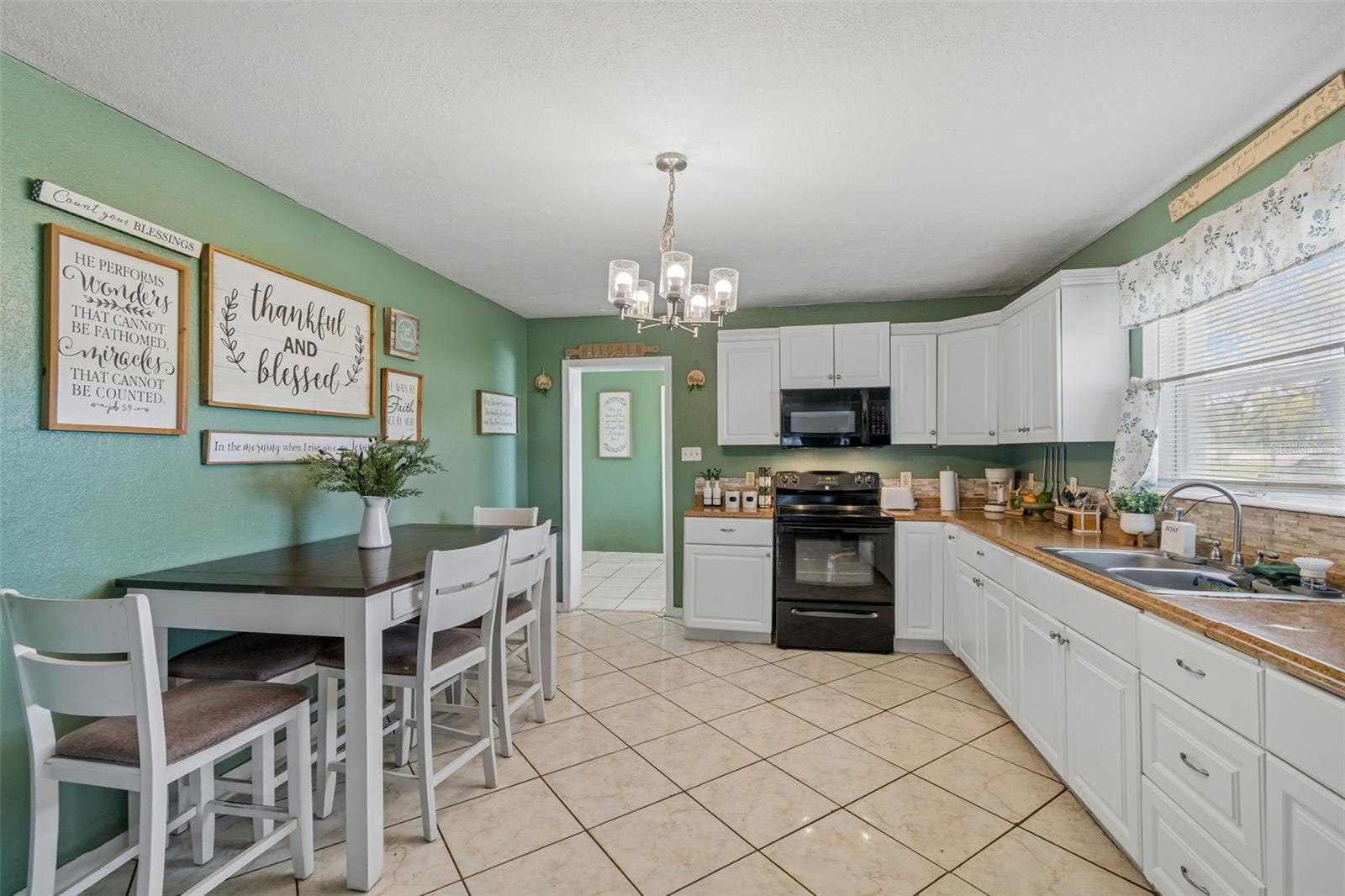 7307 N HUNTLEY AVE — photo 12