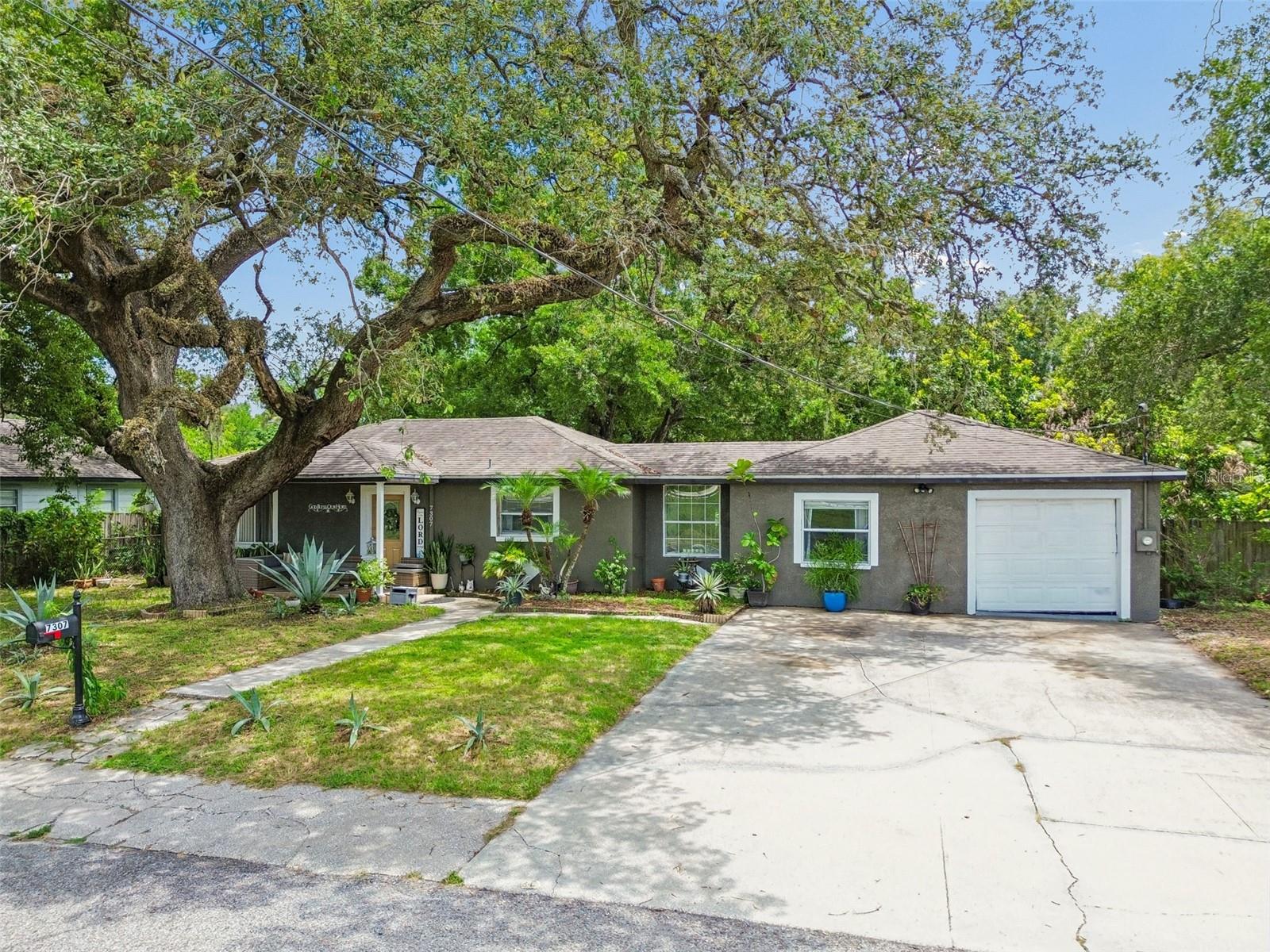 7307 N HUNTLEY AVE — photo 2
