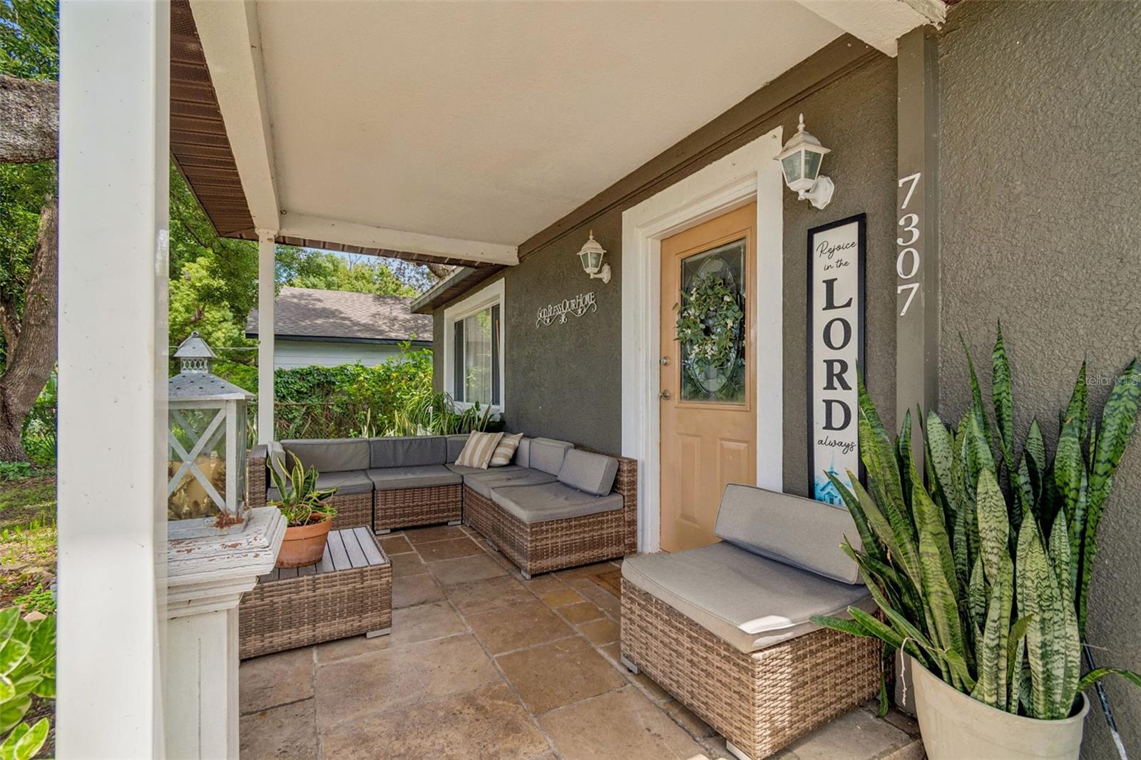 7307 N HUNTLEY AVE — photo 5