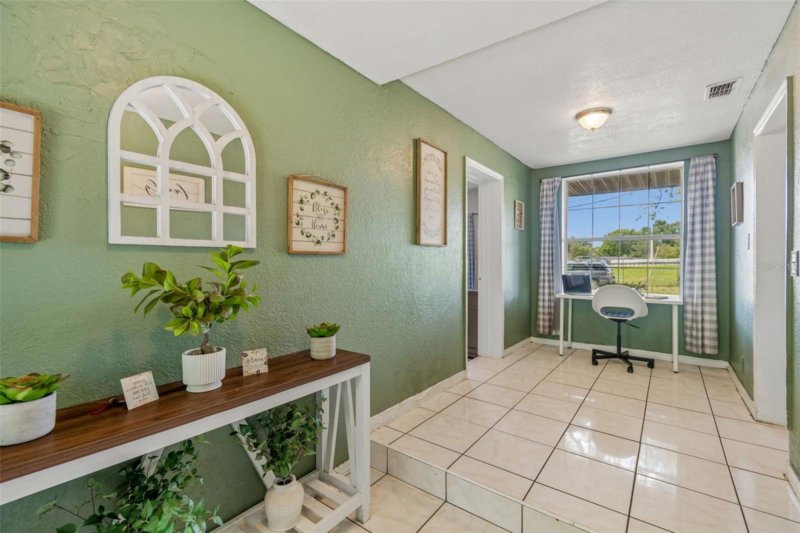 7307 N HUNTLEY AVE — photo 15