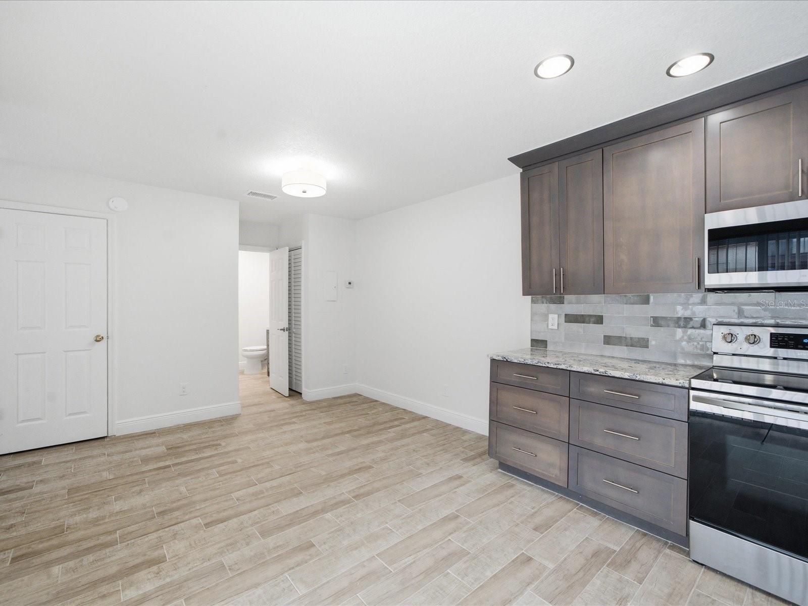 15446 E POND WOODS DR #15446 — photo 12