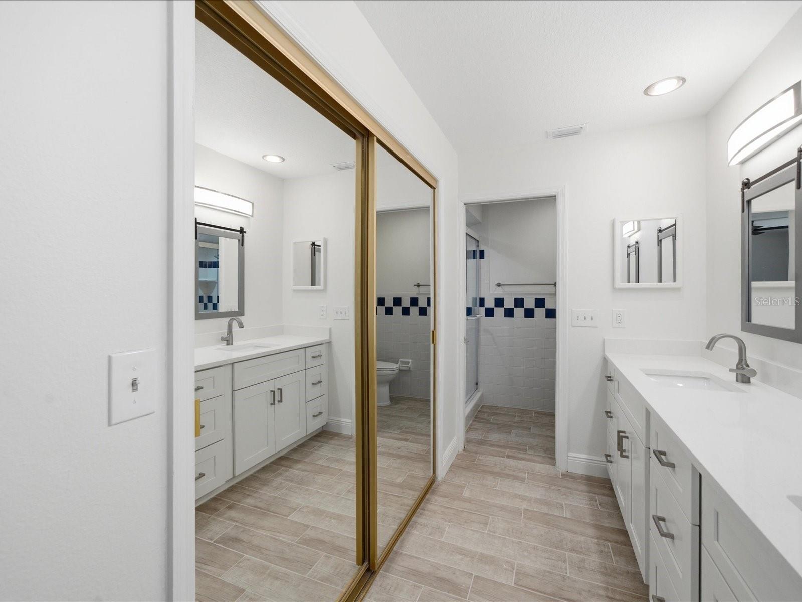 15446 E POND WOODS DR #15446 — photo 32