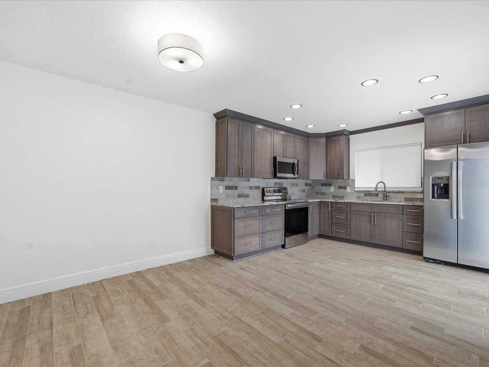 15446 E POND WOODS DR #15446 — photo 9