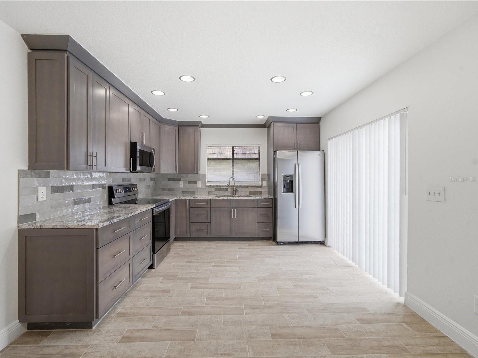 15446 E POND WOODS DR #15446 — photo 11