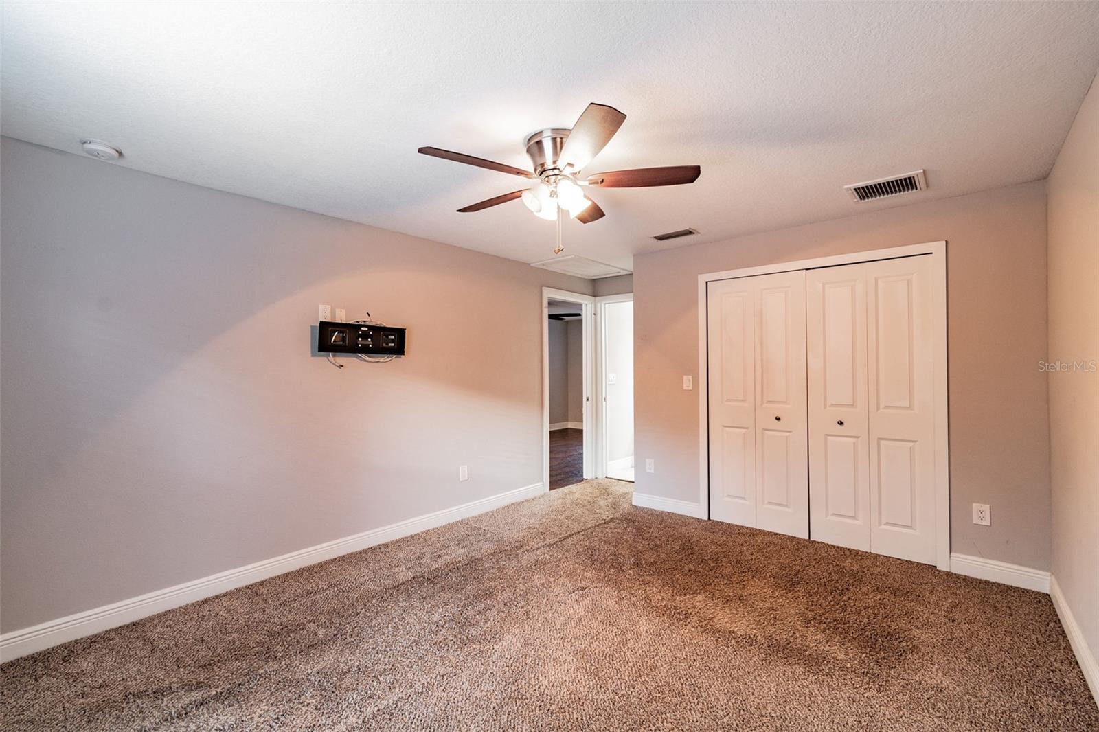 3208 W NAPOLEON AVE — photo 27