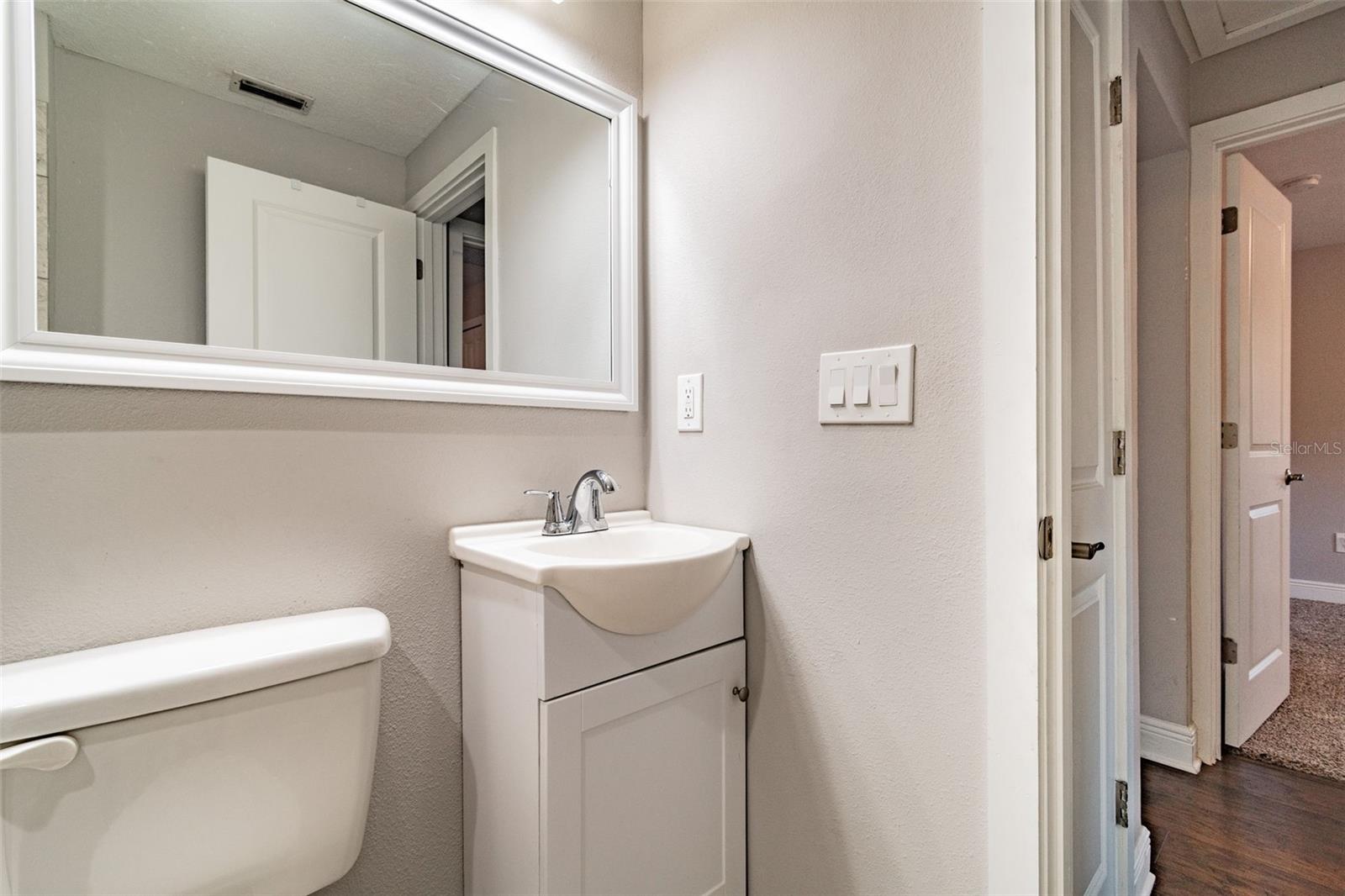 3208 W NAPOLEON AVE — photo 31