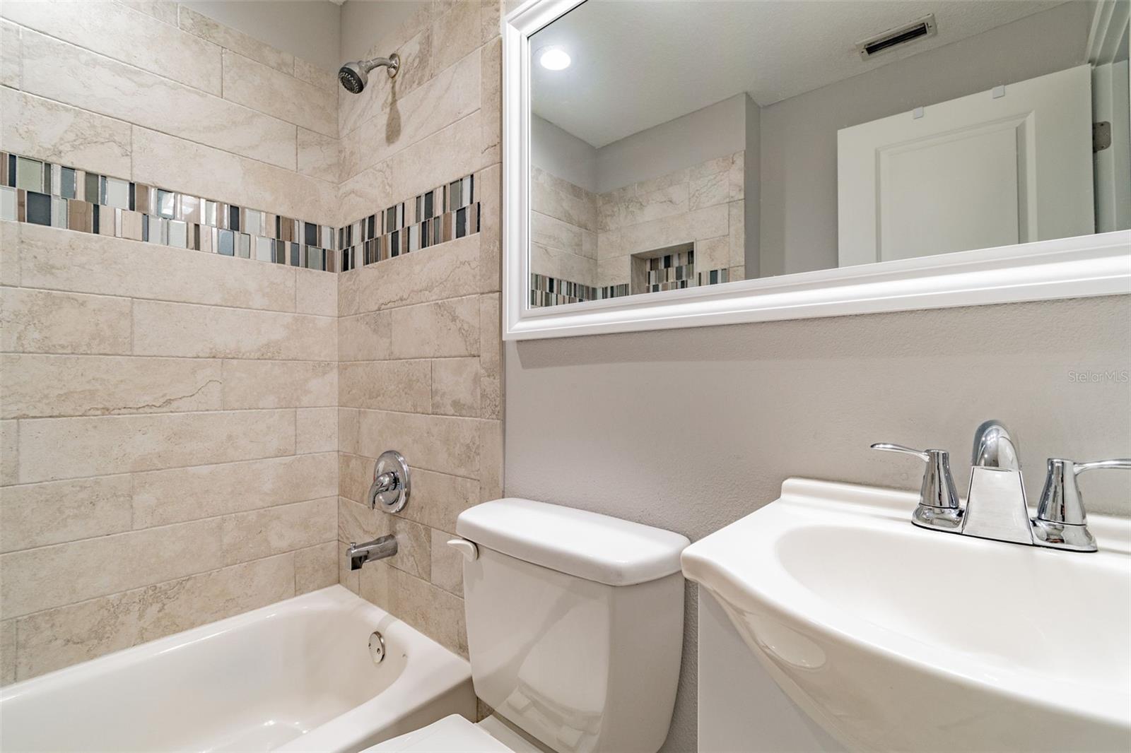 3208 W NAPOLEON AVE — photo 32