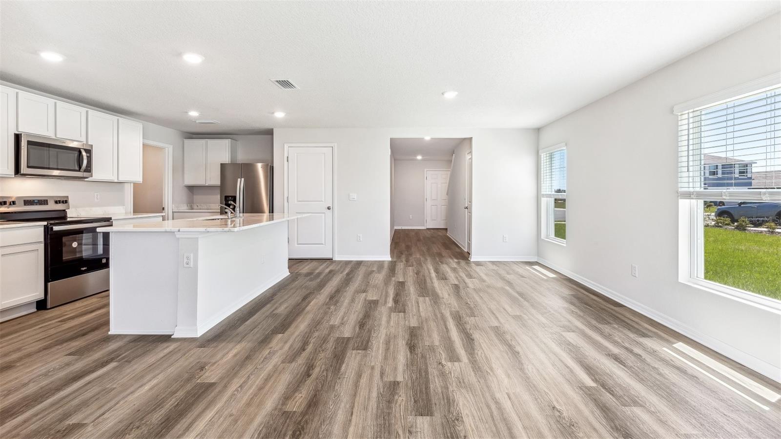 8849 CLEAR VIEW ST — photo 9