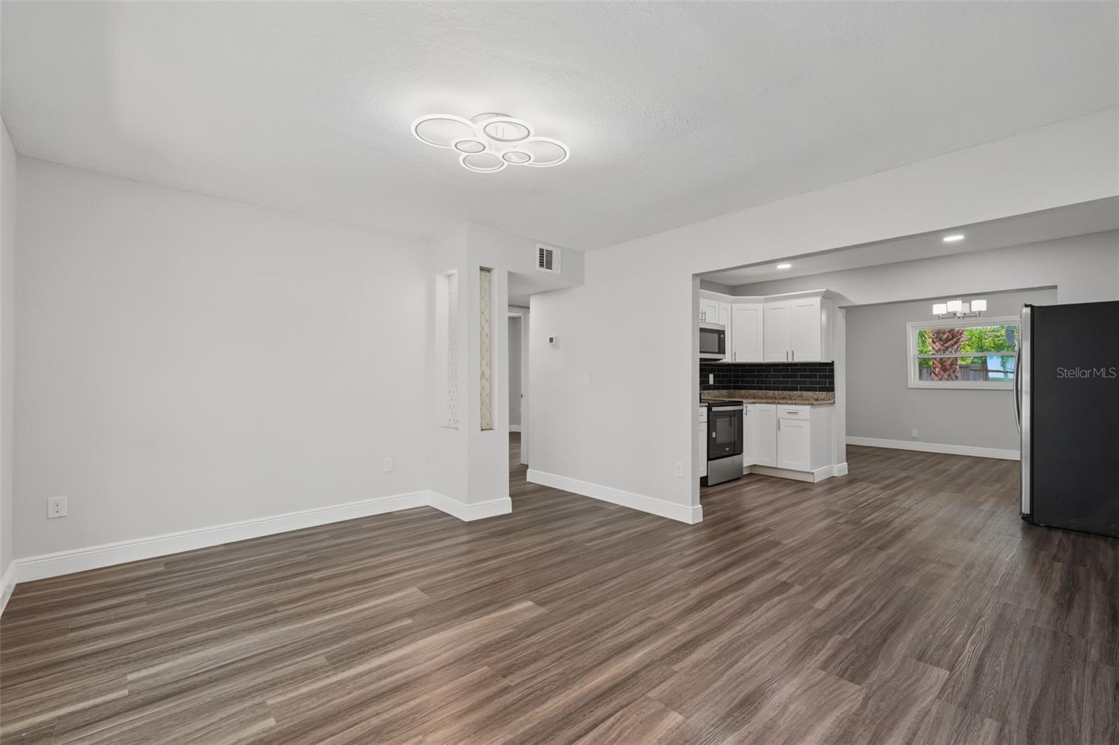 7377 ROYAL PALM DR — photo 4