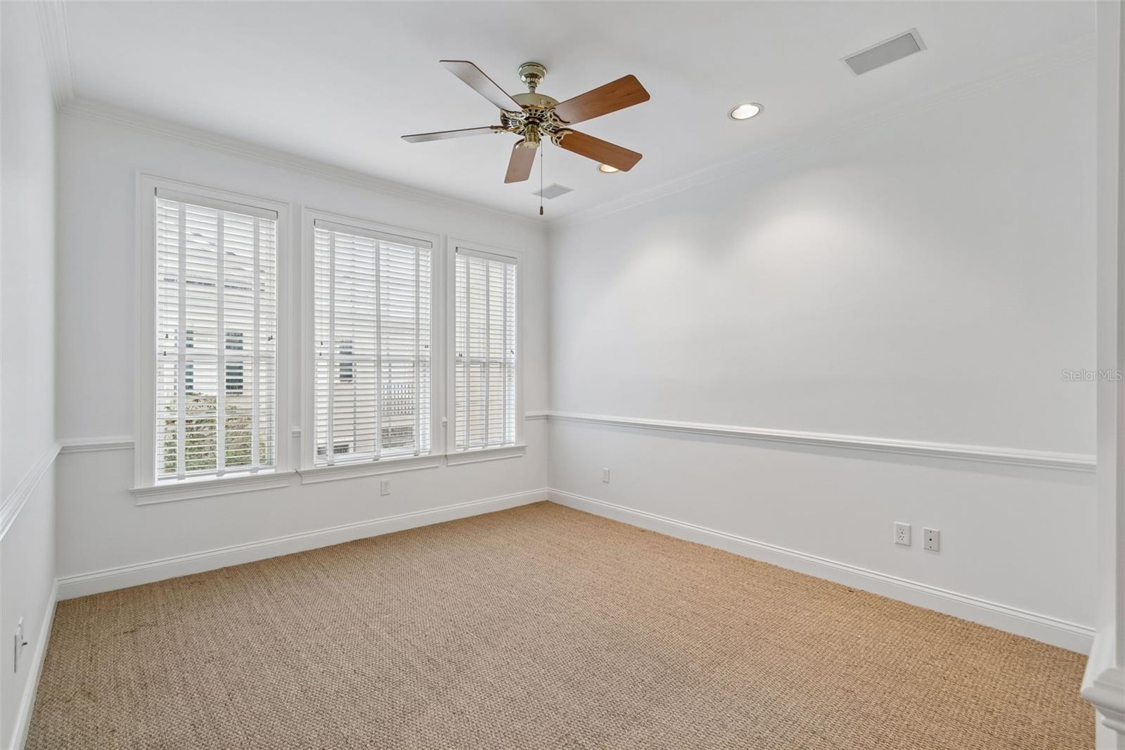 5323 BAYSHORE BLVD #F — photo 17