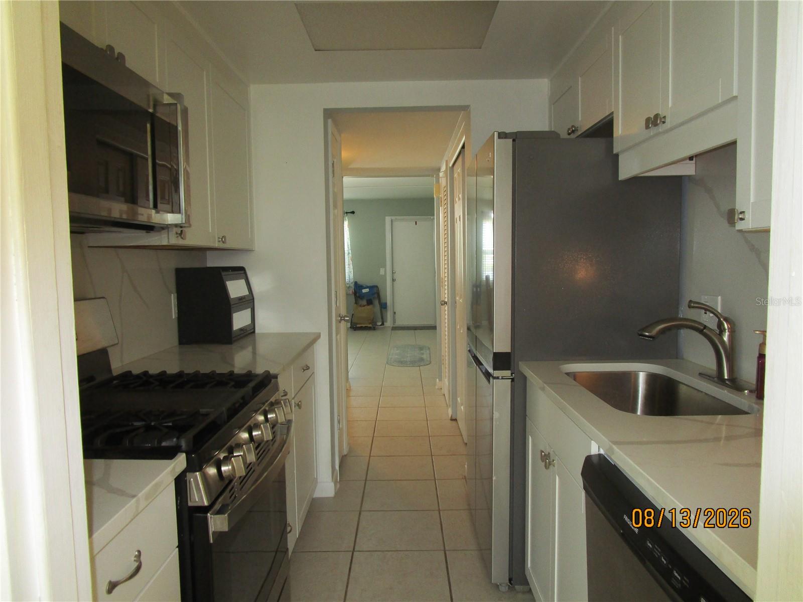 1900 59TH AVE N #115 — photo 10