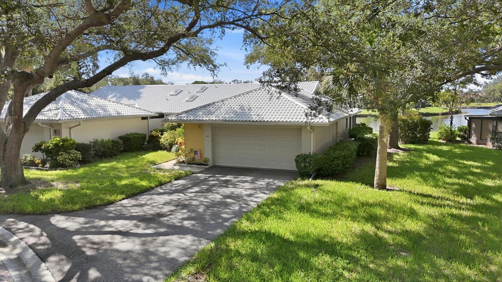 214 SOUTHAMPTON DR #327 — photo 2