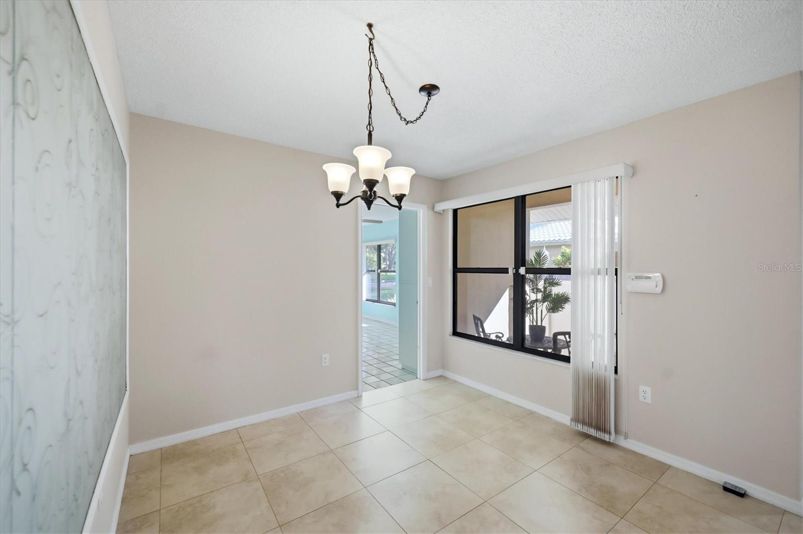 214 SOUTHAMPTON DR #327 — photo 7
